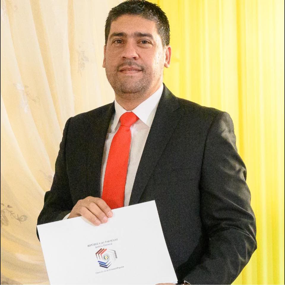 El Campeón Tuja con todo